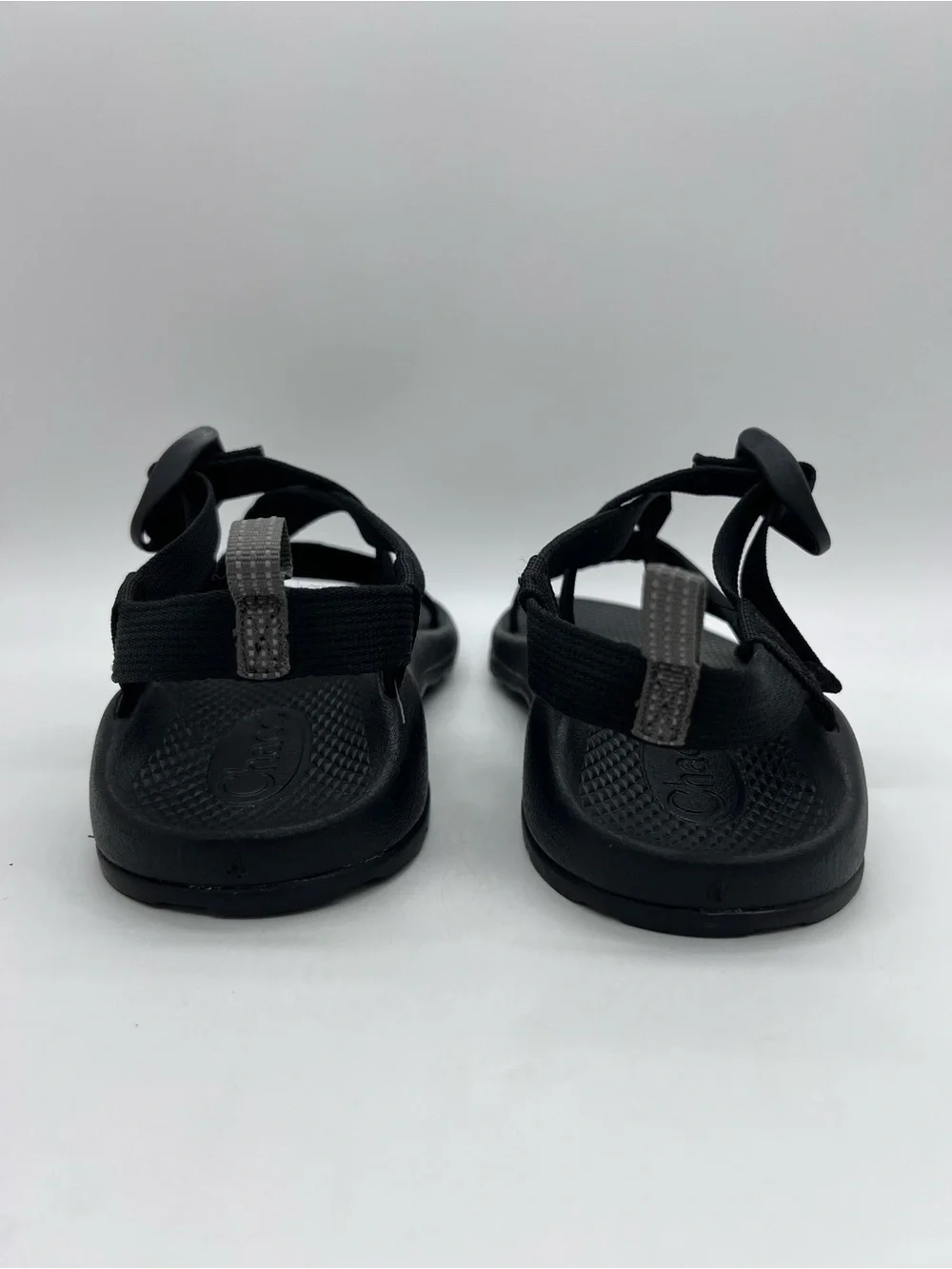 Chaco Kid's Black Strappy Outdoor Sport Sandals Size 4 Big Boy